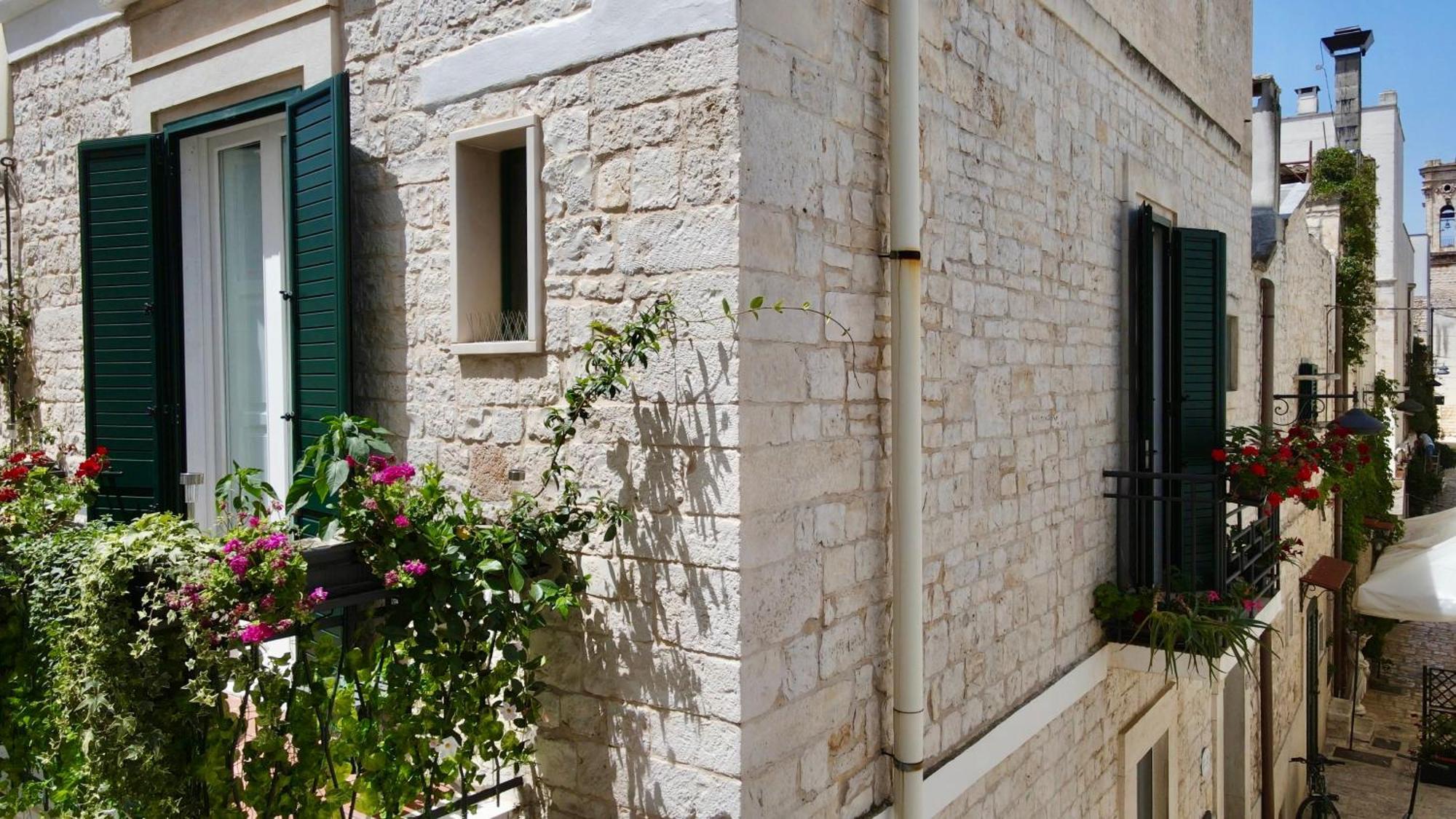 B&B Antiche Mura Sammichele Di Bari Exterior photo
